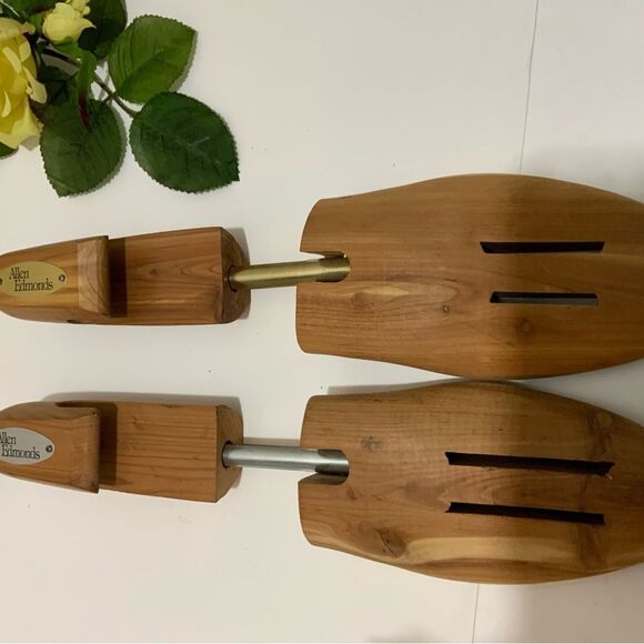 COPY - Genuine Allen Edmonds Cedar-Spring Loaded Vented Size XL Men's Shoe Tre… - Picture 7 of 9